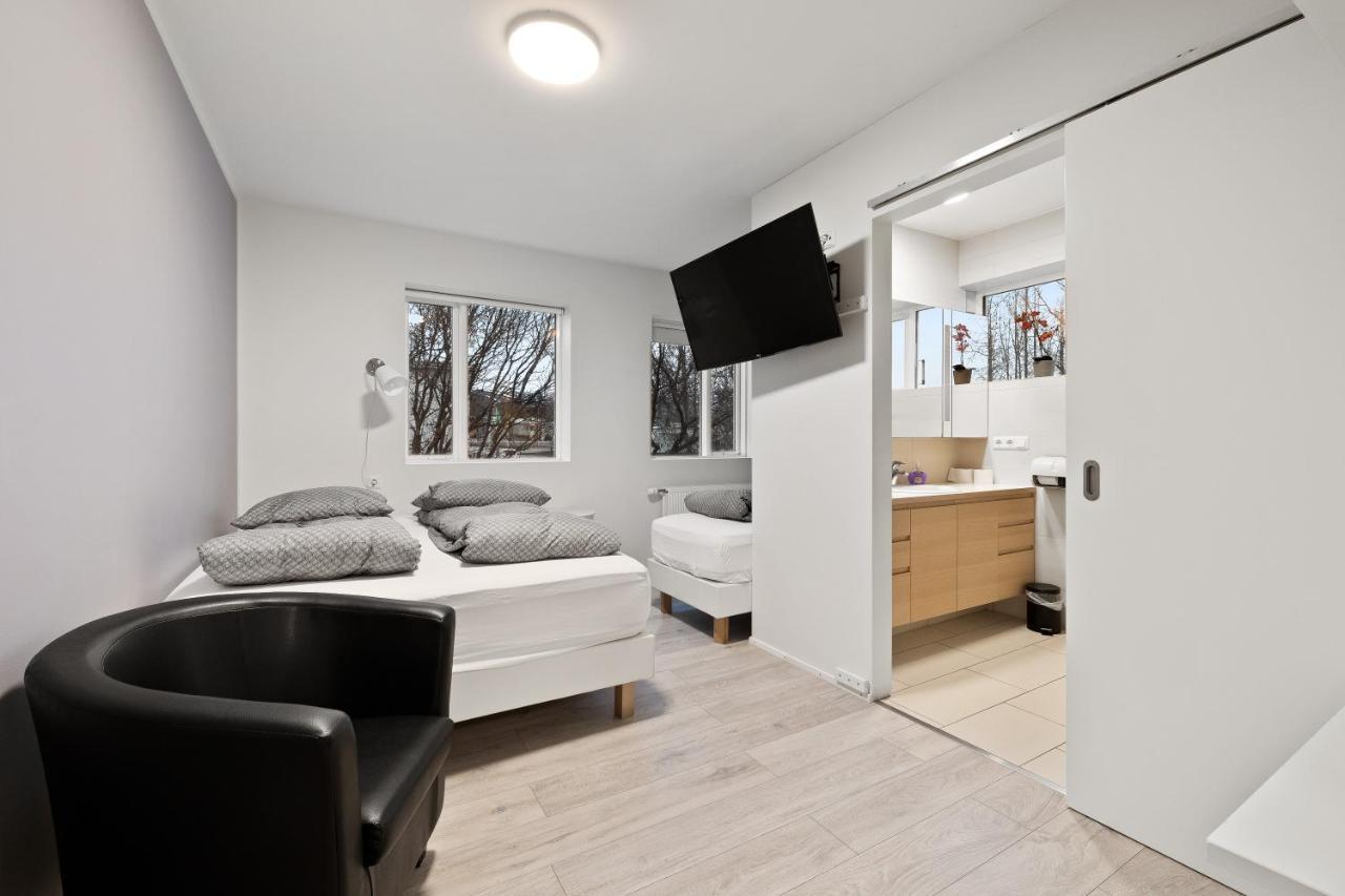 Acco Guesthouse Akureyri Exterior photo
