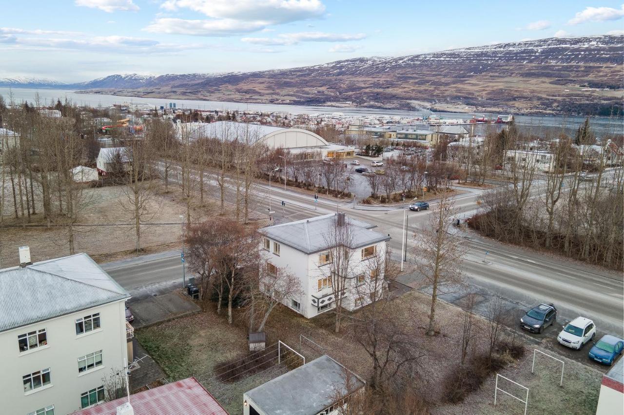 Acco Guesthouse Akureyri Exterior photo
